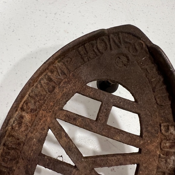 Antique Clamp Cast Iron Stand 1906 - Picture 4 of 7